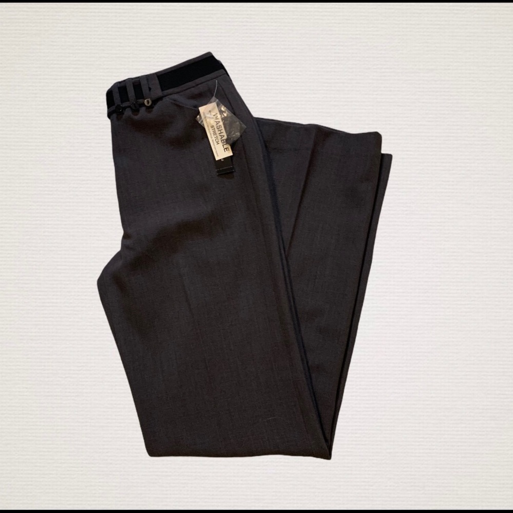 NWT Larry Levine Grey Washable Stretch Pants